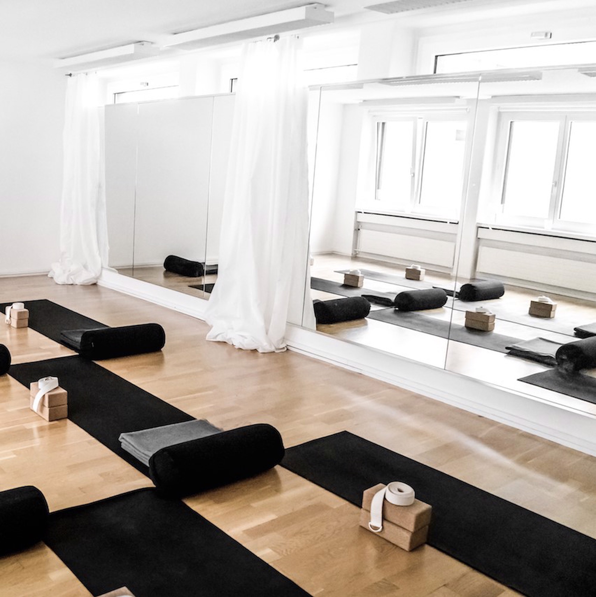 yogastudio-quadrat